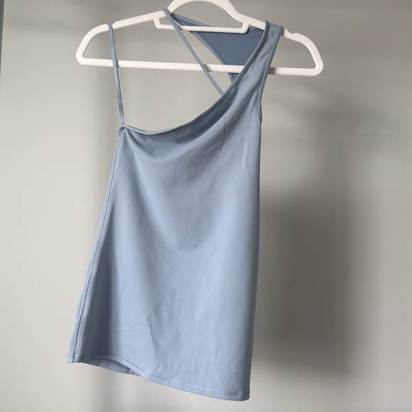 NWT Lululemon Asymmetric Angle Tank Top - Chambray, Size 10 - Picture 7 of 11